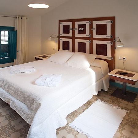 Hotel Hostal Chic Sant Feliu de Guixols Ruang foto
