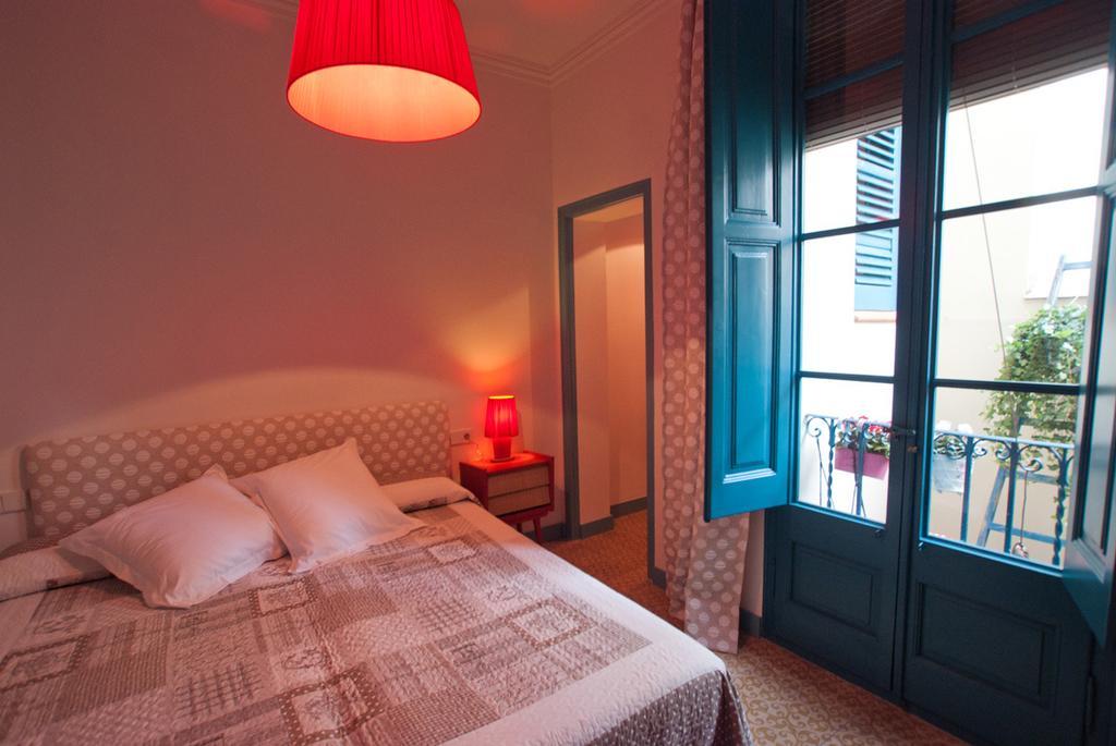 Hotel Hostal Chic Sant Feliu de Guixols Ruang foto