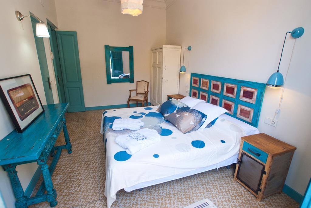 Hotel Hostal Chic Sant Feliu de Guixols Ruang foto