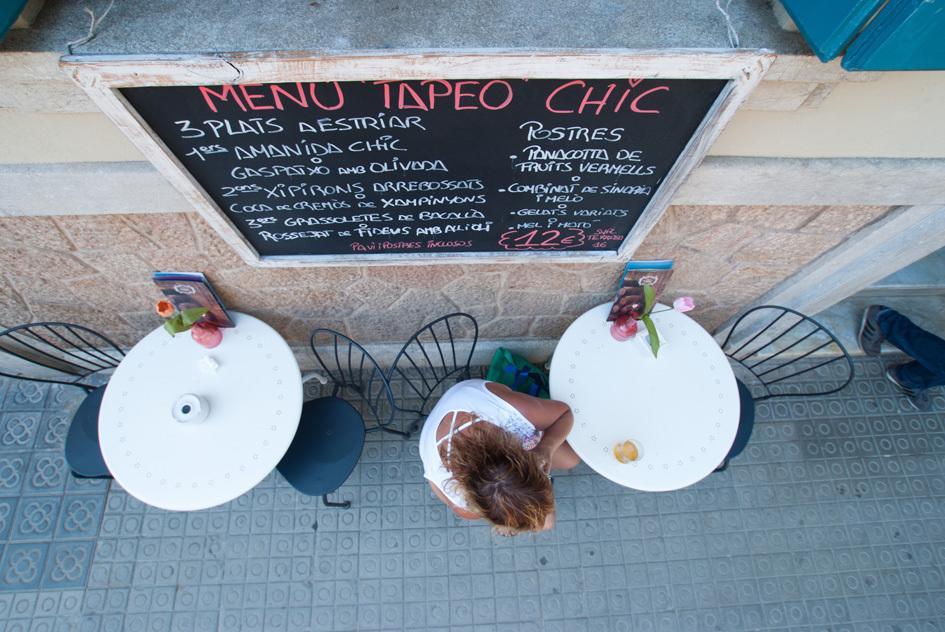 Hotel Hostal Chic Sant Feliu de Guixols Bagian luar foto