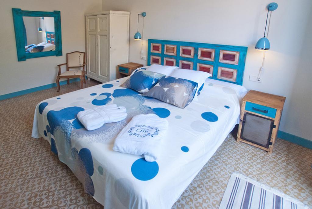 Hotel Hostal Chic Sant Feliu de Guixols Ruang foto