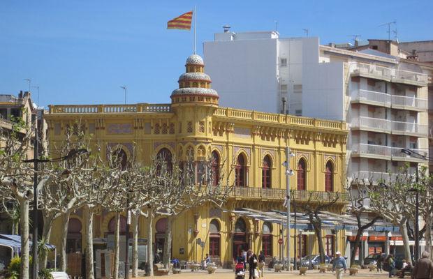 Hotel Hostal Chic Sant Feliu de Guixols Bagian luar foto