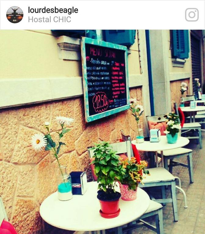 Hotel Hostal Chic Sant Feliu de Guixols Bagian luar foto